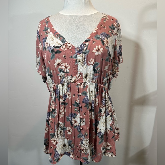 Torrid Floral Pink Blouse - Picture 1 of 4